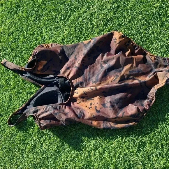 Miraclesuit One Piece Leopard Brown Black Size 12 - Picture 2 of 4